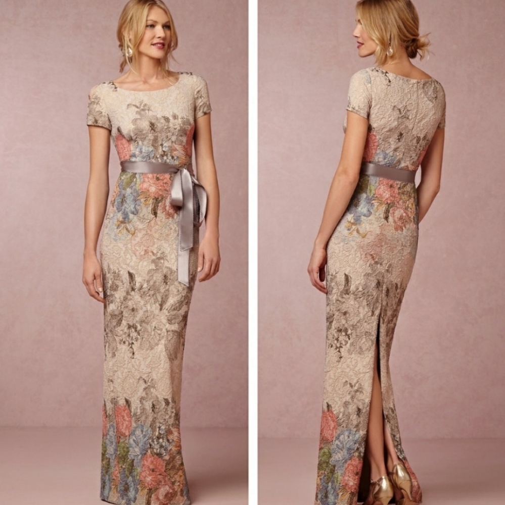New Adrianna Papell Matelasse maxi dress size 8